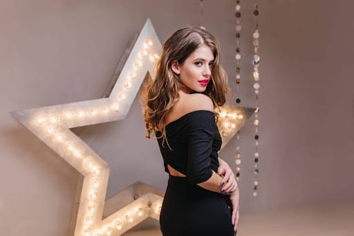 How to Showcase Your Best Work in a Professional Model Portfolio