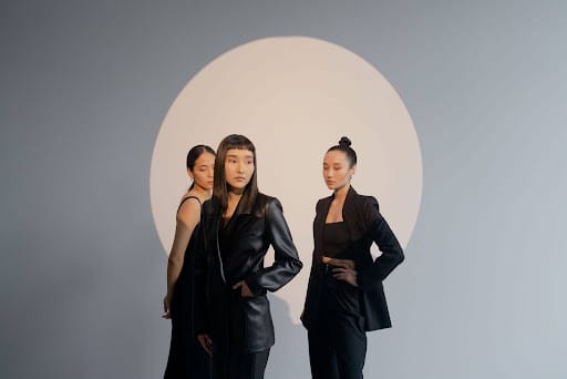 Begin Your Modeling Career With This Complete How-To Guide