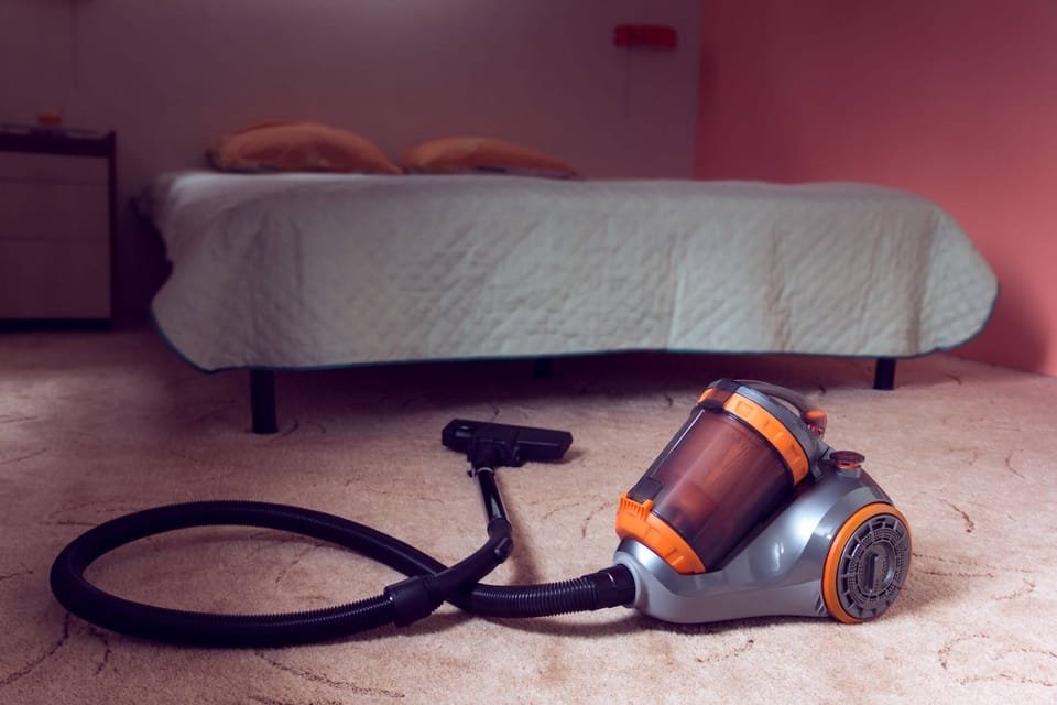 5 Most Popular Dyson Vacuum Cleaners Reviewed